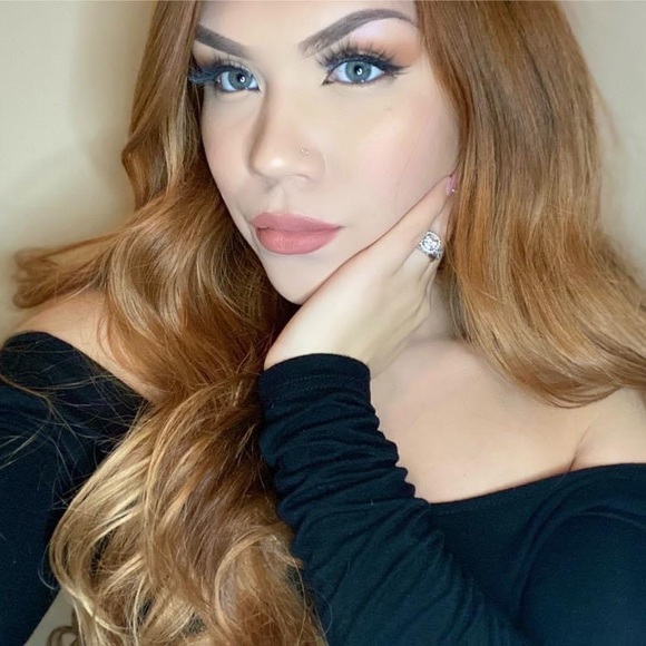 rianna_sells